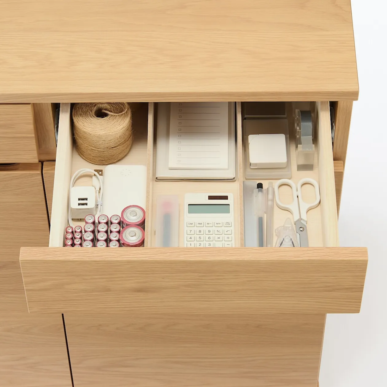 Armoires^Muji Armoire en noyer avec tiroirs