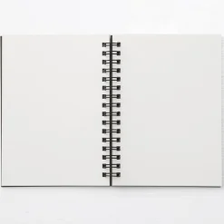 Cahiers Ordinaires^Muji Carnet double spirale en papier recyclé A6