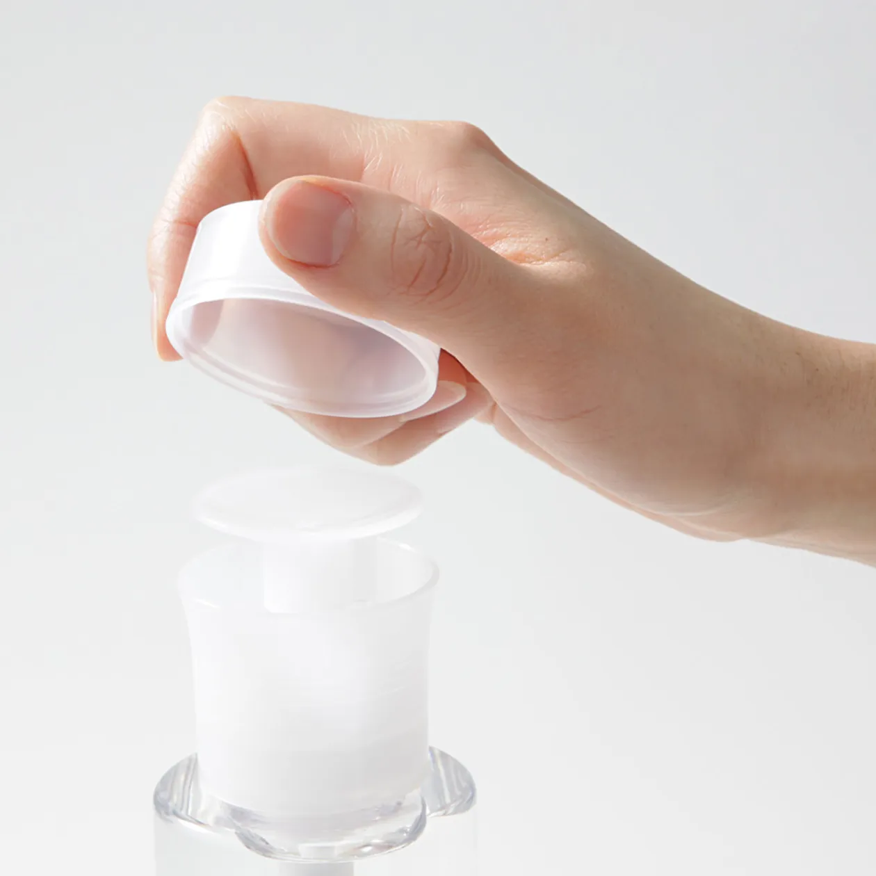 Toniques|Boîtes Et Flacons Réutilisables^Muji Embout type fontaine