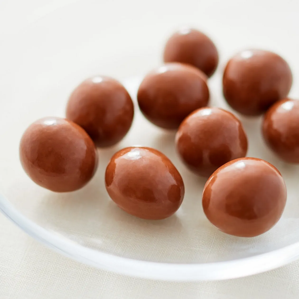 Chocolat Et Bonbons^Muji Frambroises enrobées de chocolat au lait
