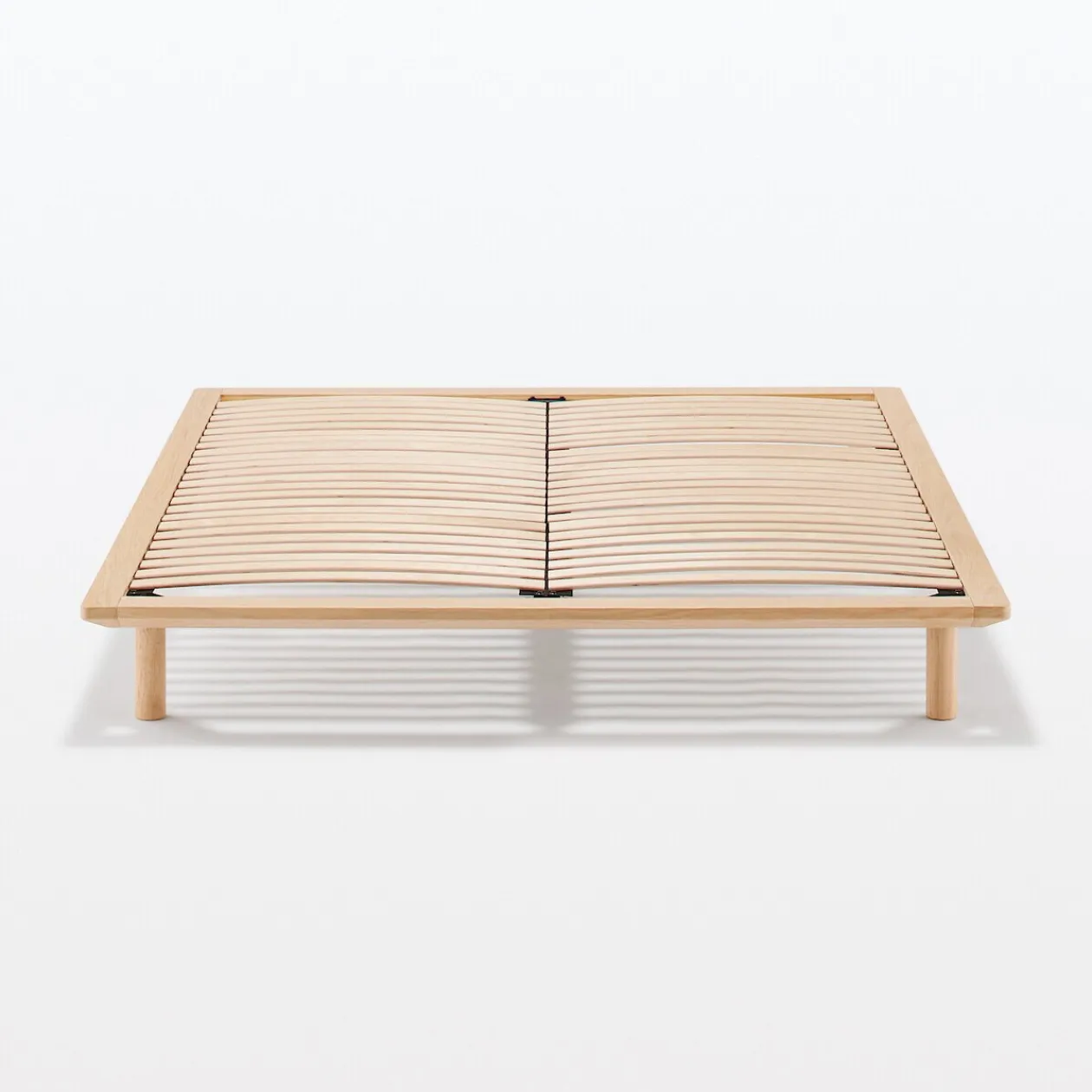Lits^Muji Lit plateforme large double en chêne