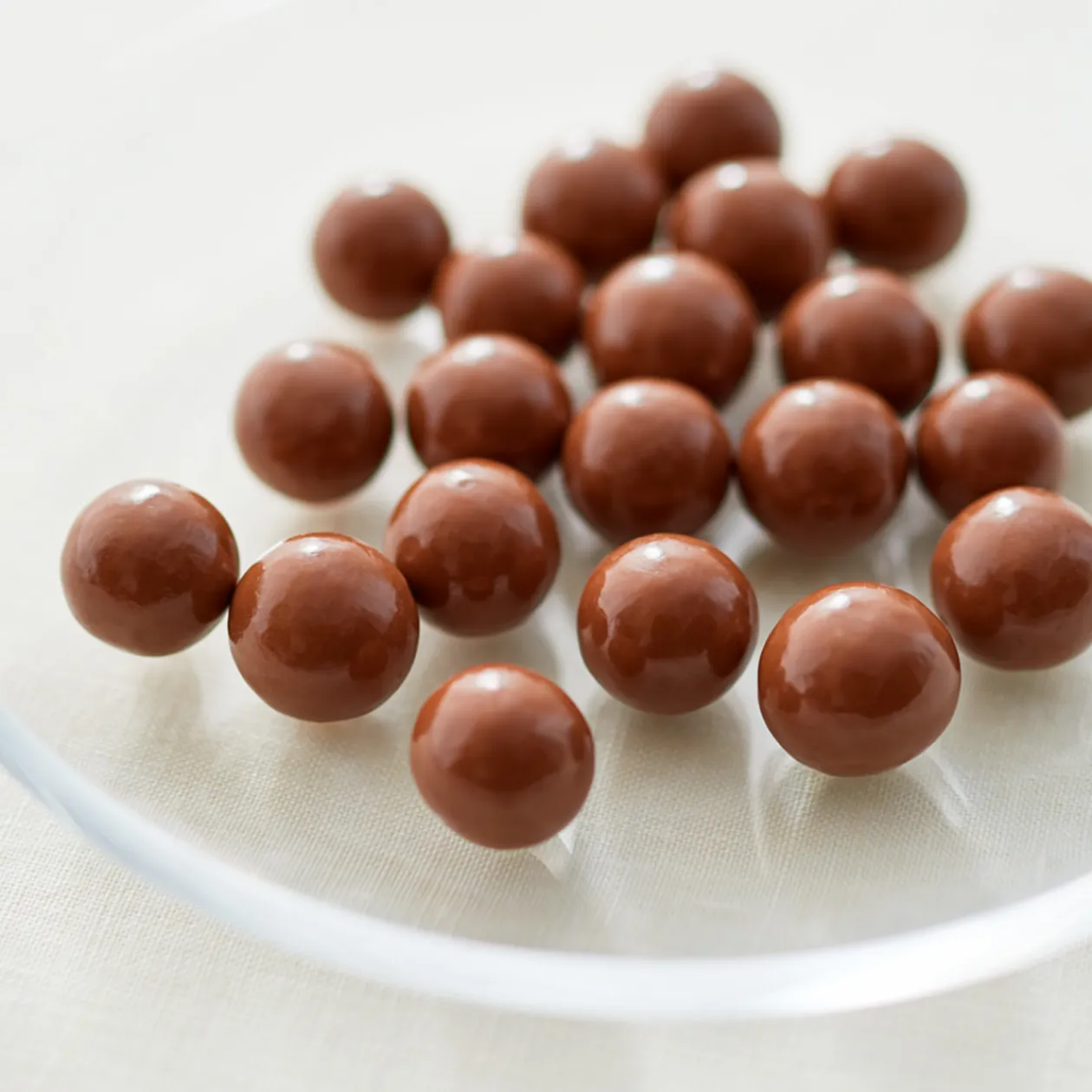 Chocolat Et Bonbons^Muji Noisettes enrobées de chocolat au lait