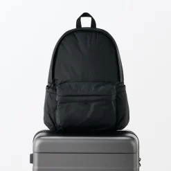 Sacs|Sacs^Muji Sac à dos rembourré et déperlant en nylon recyclé