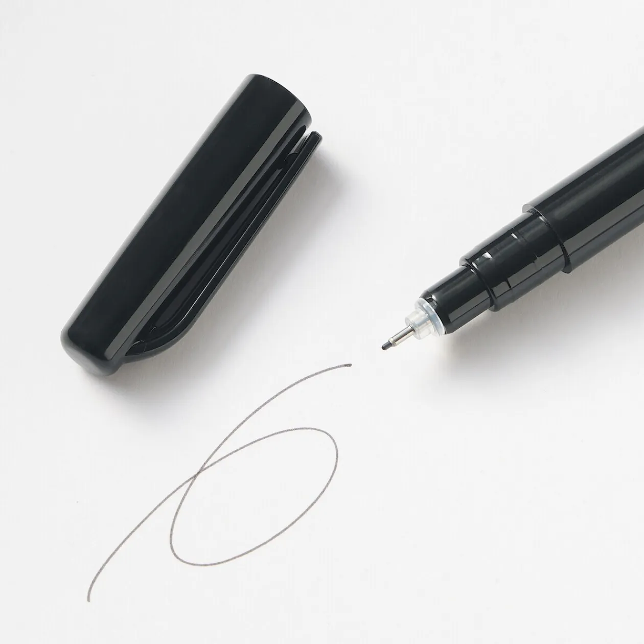 Feutres, Surligneurs Et Outils Correcteurs^Muji Stylo à encre à base d’eau, pointe fine - 0,5 mm, Noir
