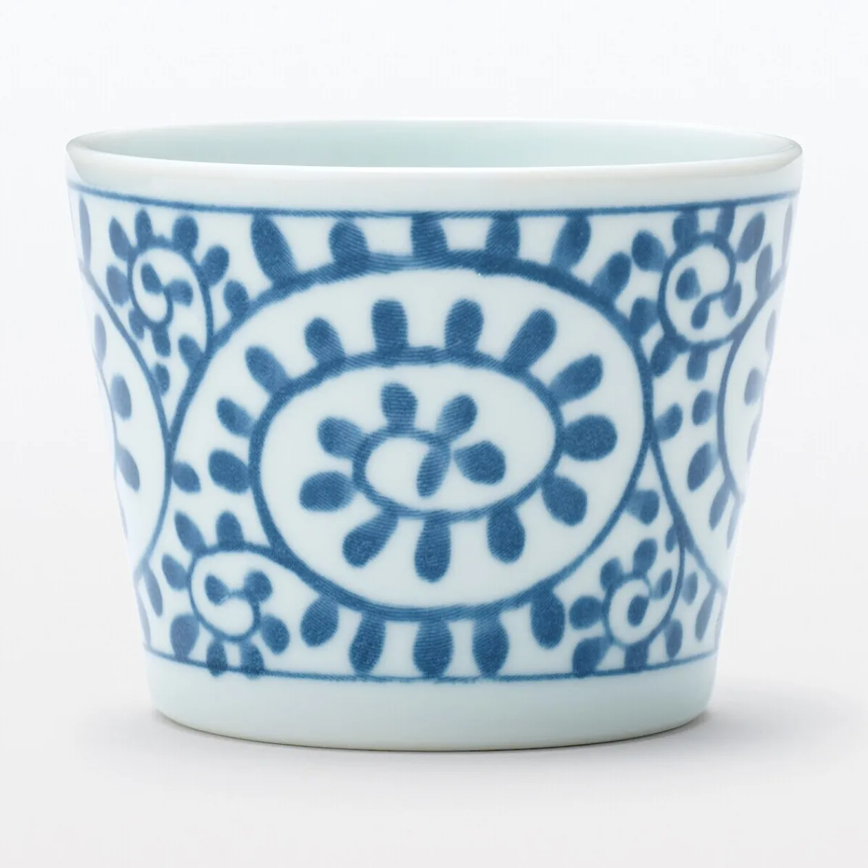 Vaisselle^Muji Tasse à saké en porcelaine Hasami - Motif arabesque